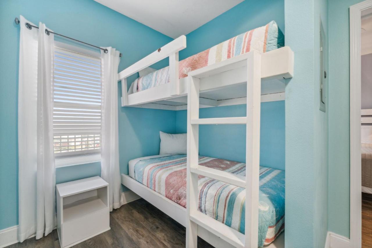 Sea-Renity At Laketown Wharf #1607 By Nautical Properties Panama City Beach Exteriér fotografie