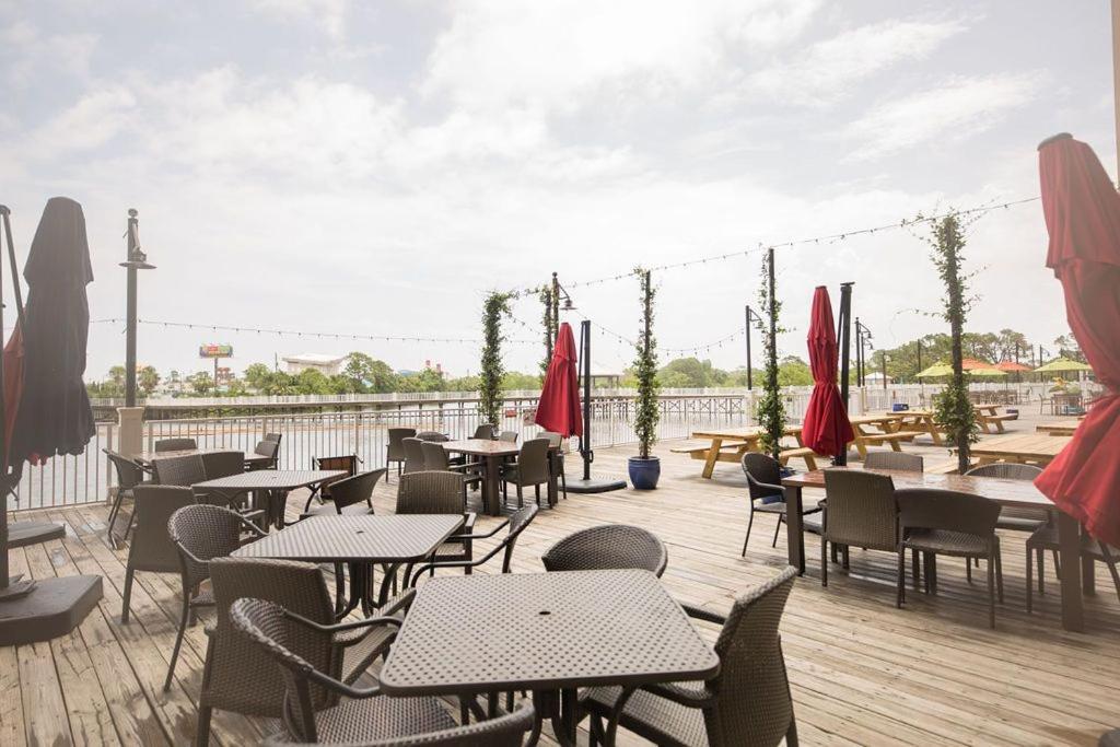 Sea-Renity At Laketown Wharf #1607 By Nautical Properties Panama City Beach Exteriér fotografie
